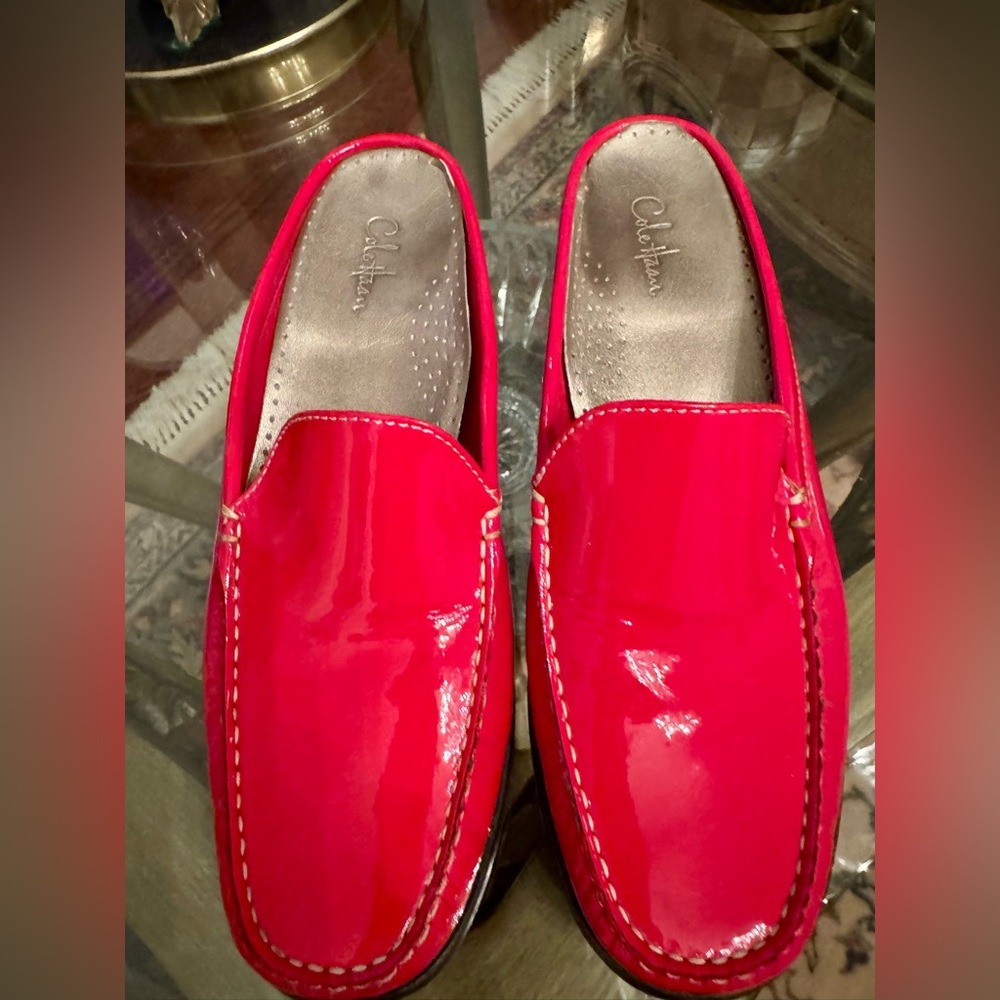 Cole Haan Women Vibrant Red Slip-On Loafers - 8.5 - Picture 2 of 10